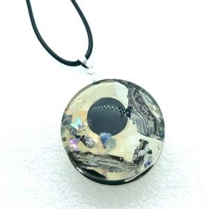 Statement Snap pendant with handmade 30mm snap SJ30 simple round StyleDot